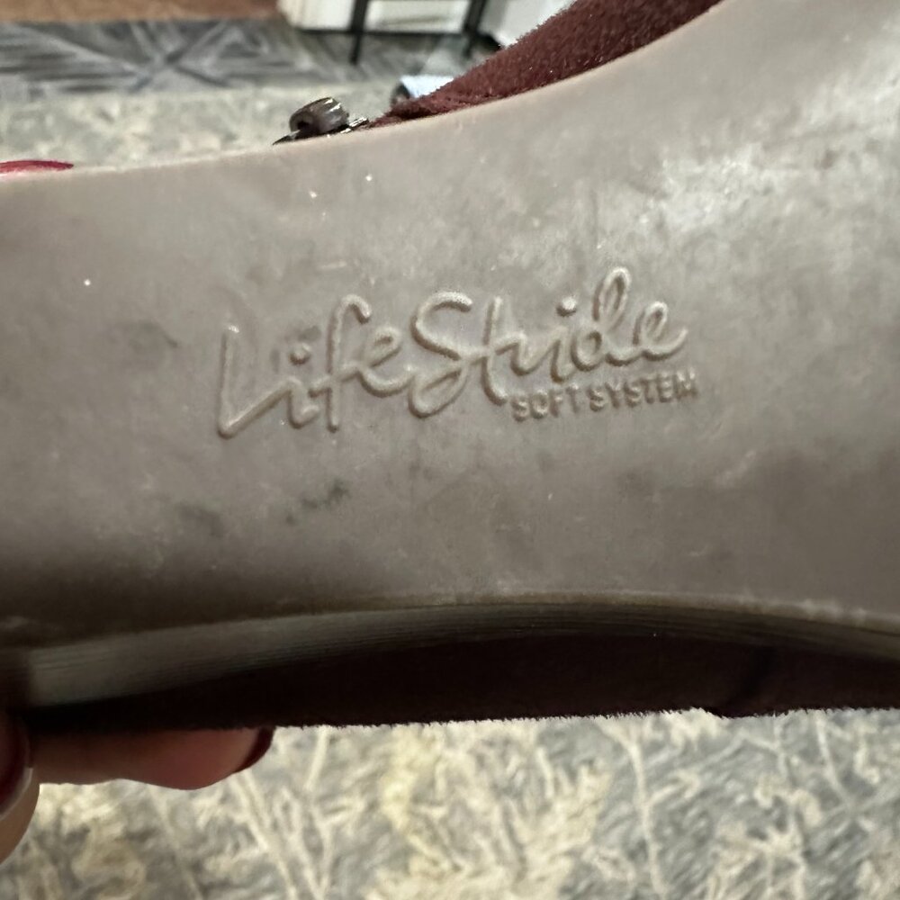 LifeStride Burgundy Suede Ankle Boots Wedge Heel Buckle Detail Size 7.5 Wide - Picture 3 of 7